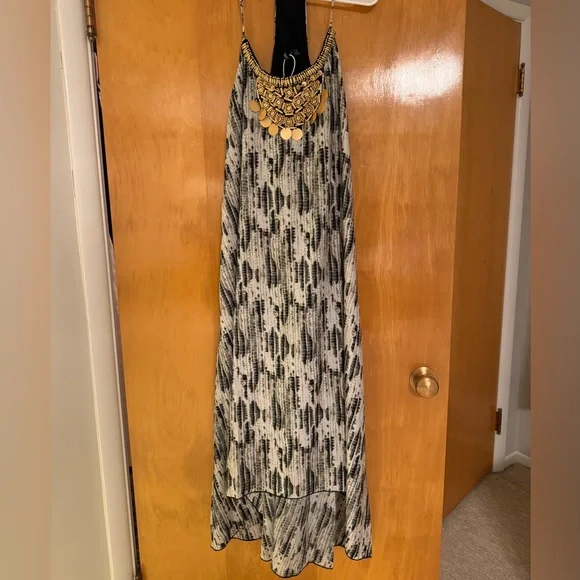 green emerald velvet dress Gold Maxi Dress – Stunning Sequined Gown main image 1